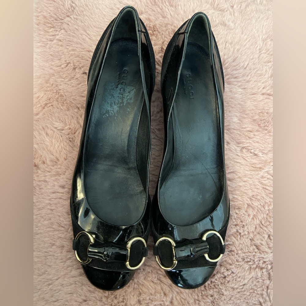 Gucci Black Patent Leather Heels with Gold Accents